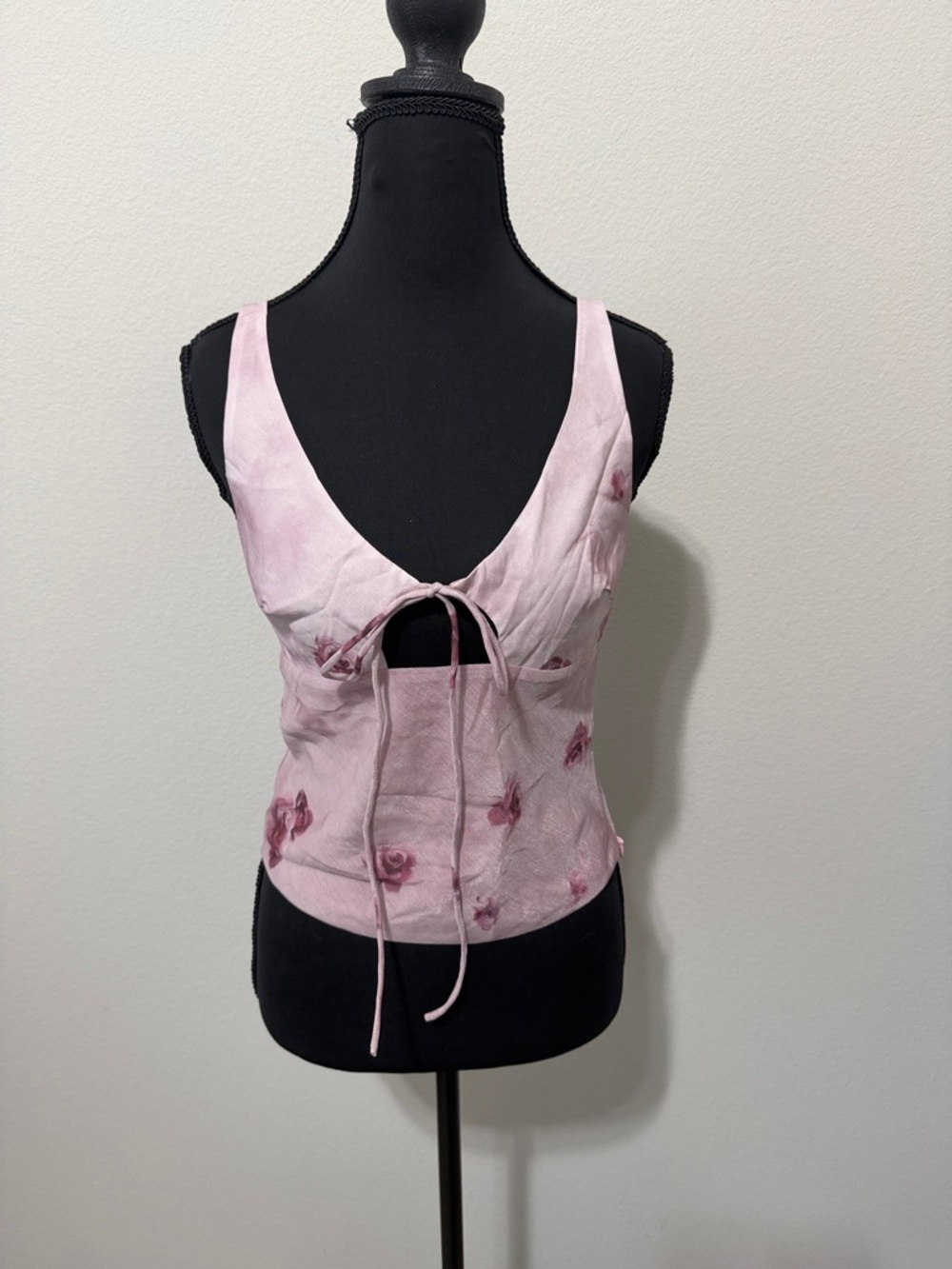 Sasha Therese Floral Tie-Front Crop Top